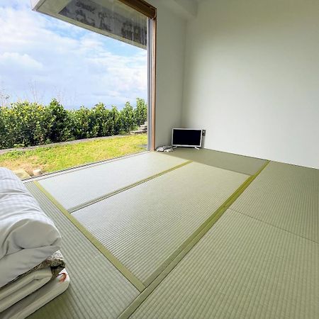 "Nice!" Ocean View Of Ishigaki Island, Okinawa/ Four-Bedroom Villa מראה חיצוני תמונה