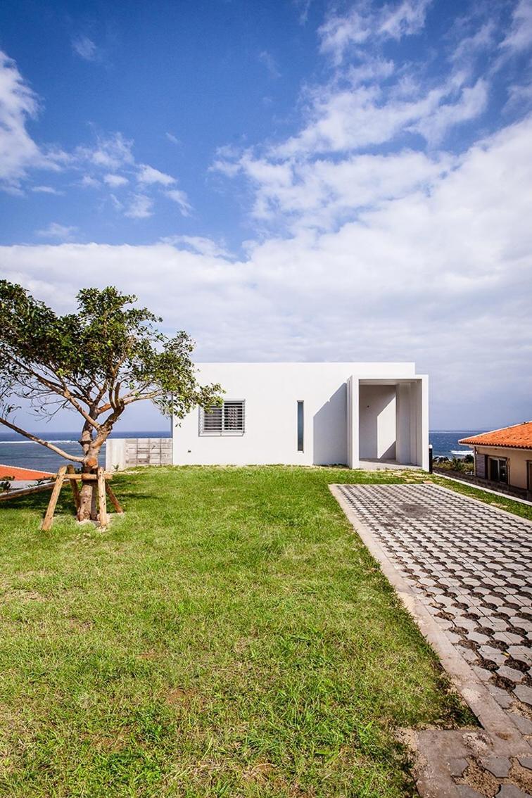 "Nice!" Ocean View Of Ishigaki Island, Okinawa/ Four-Bedroom Villa מראה חיצוני תמונה