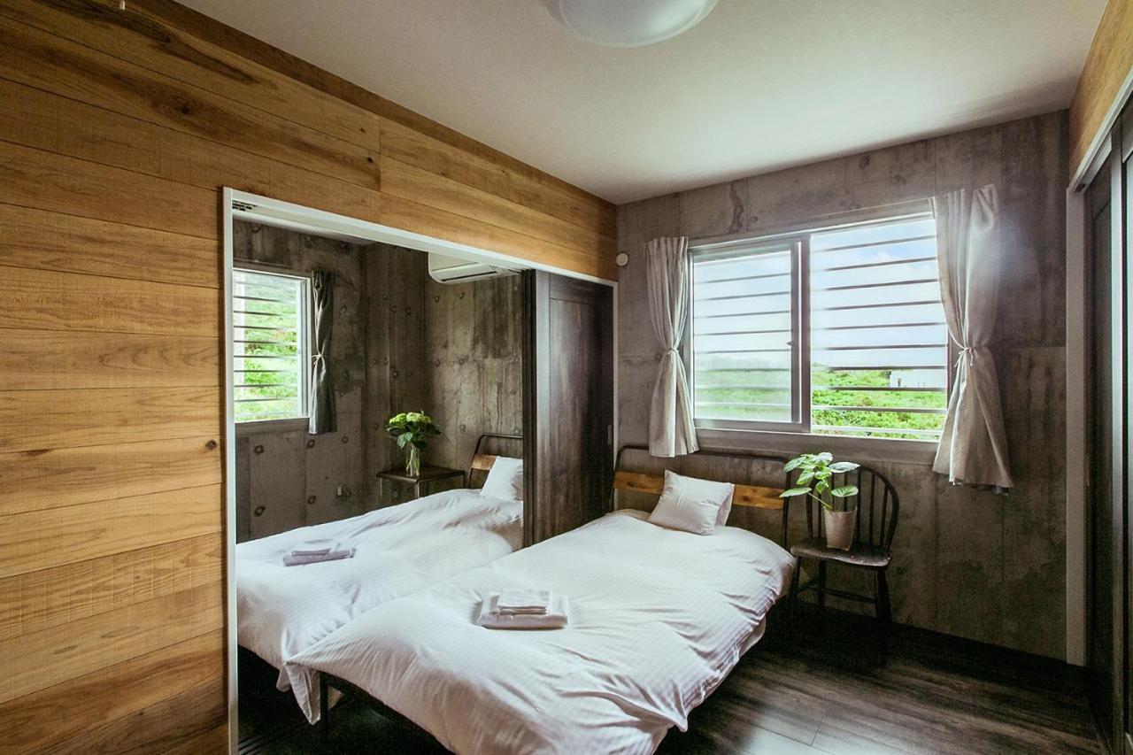 "Nice!" Ocean View Of Ishigaki Island, Okinawa/ Four-Bedroom Villa מראה חיצוני תמונה